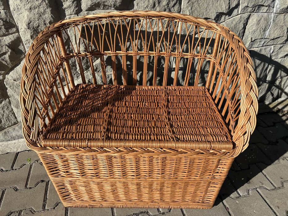 Wiklinowa ławka, skrzynia