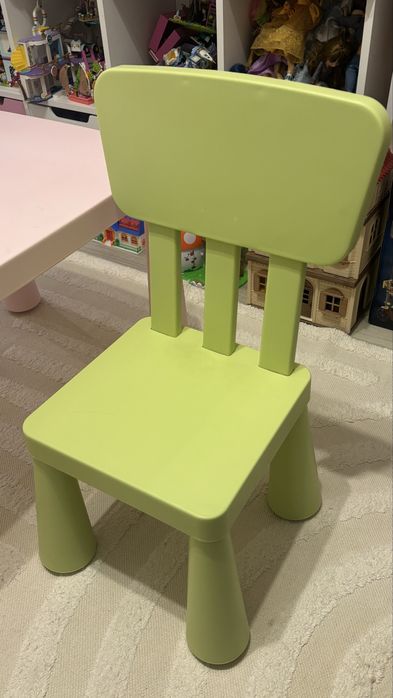 Дитячий стіл IKEA MAMMUT. Стілець IKEA MAMMUT
