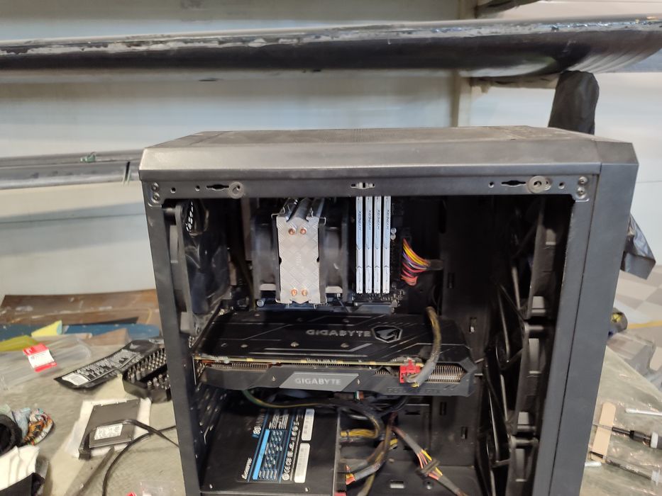 Системний блок компютера