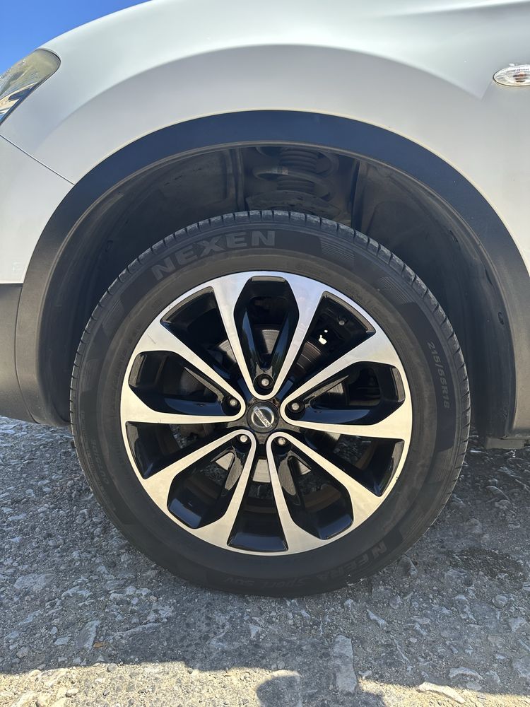 Nissan Qashqai 1.5 dCi Tekna Premium 18