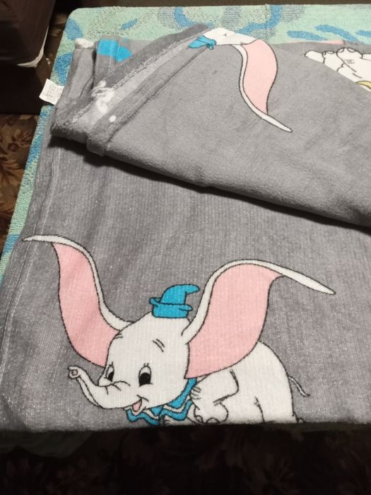 Плед новый150х170 двусторонний.