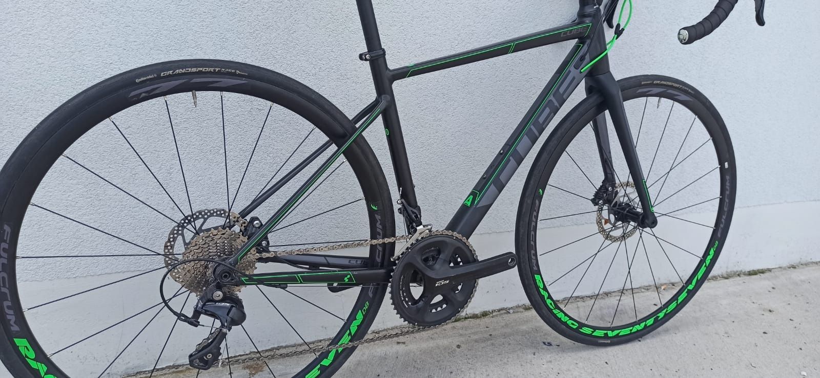 CUBE ATTAIN SL DISC, Shimano 105(hydraulika/sztywne osie),Rozmiar S/XS