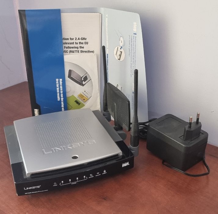 Serwer plików Linksys NAS200 + 2x HDD 1,5Tb + Router Linksys WRT300N