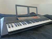 Keyboard Yamaha PSR-F50 + książka Leksykon akordów