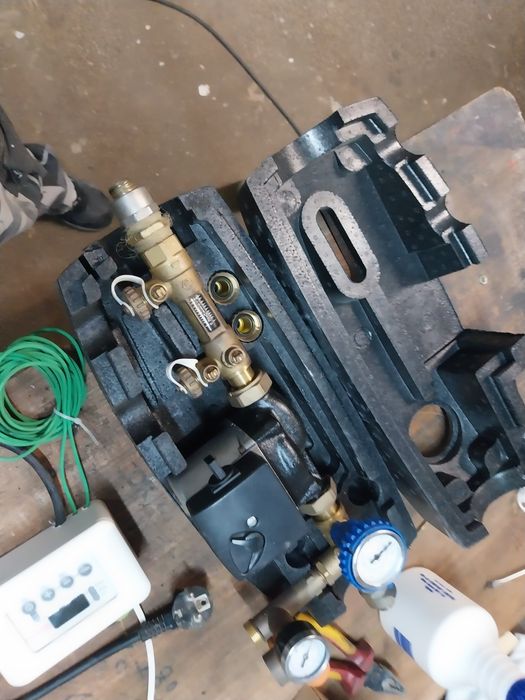 Termoacumulador dupla serpentina  retirado para meter bomba de calor r