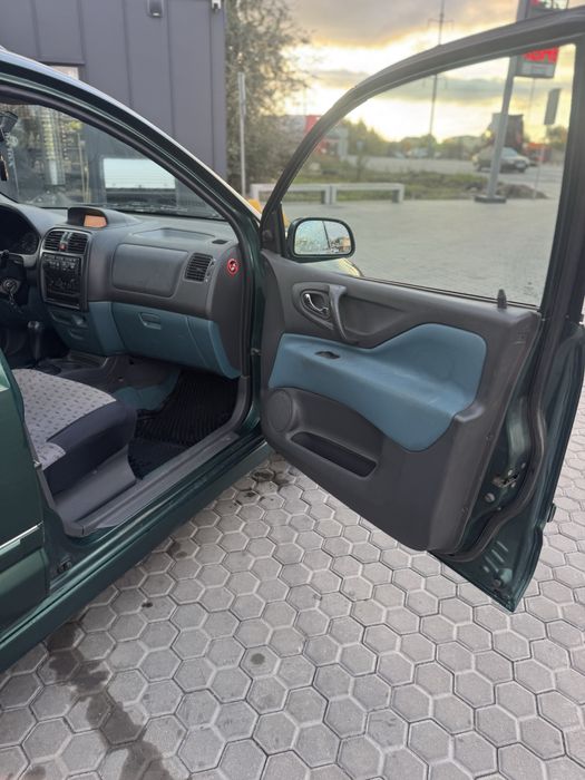 Mitsubishi Space Star 1,8GDI Автомат