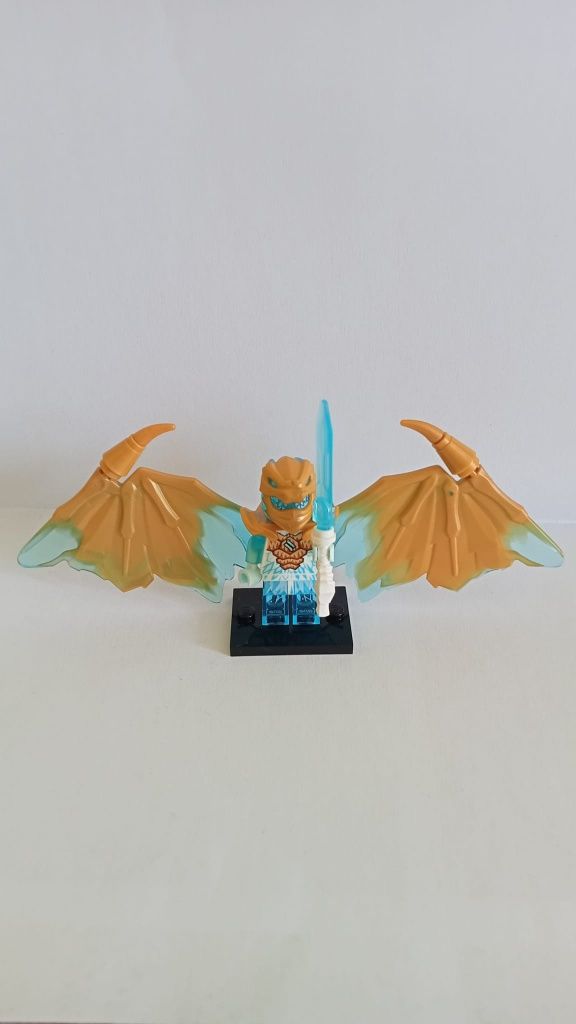 Figurka LEGO Ninjago Zane (Golden Dragon)