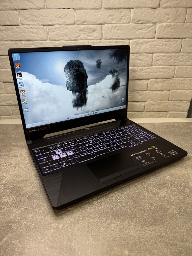 Ігровий ноутбук Asus Tuf Gaming A15 7535HS/16GbDDR5/SSD512/RTX3050 4Gb
