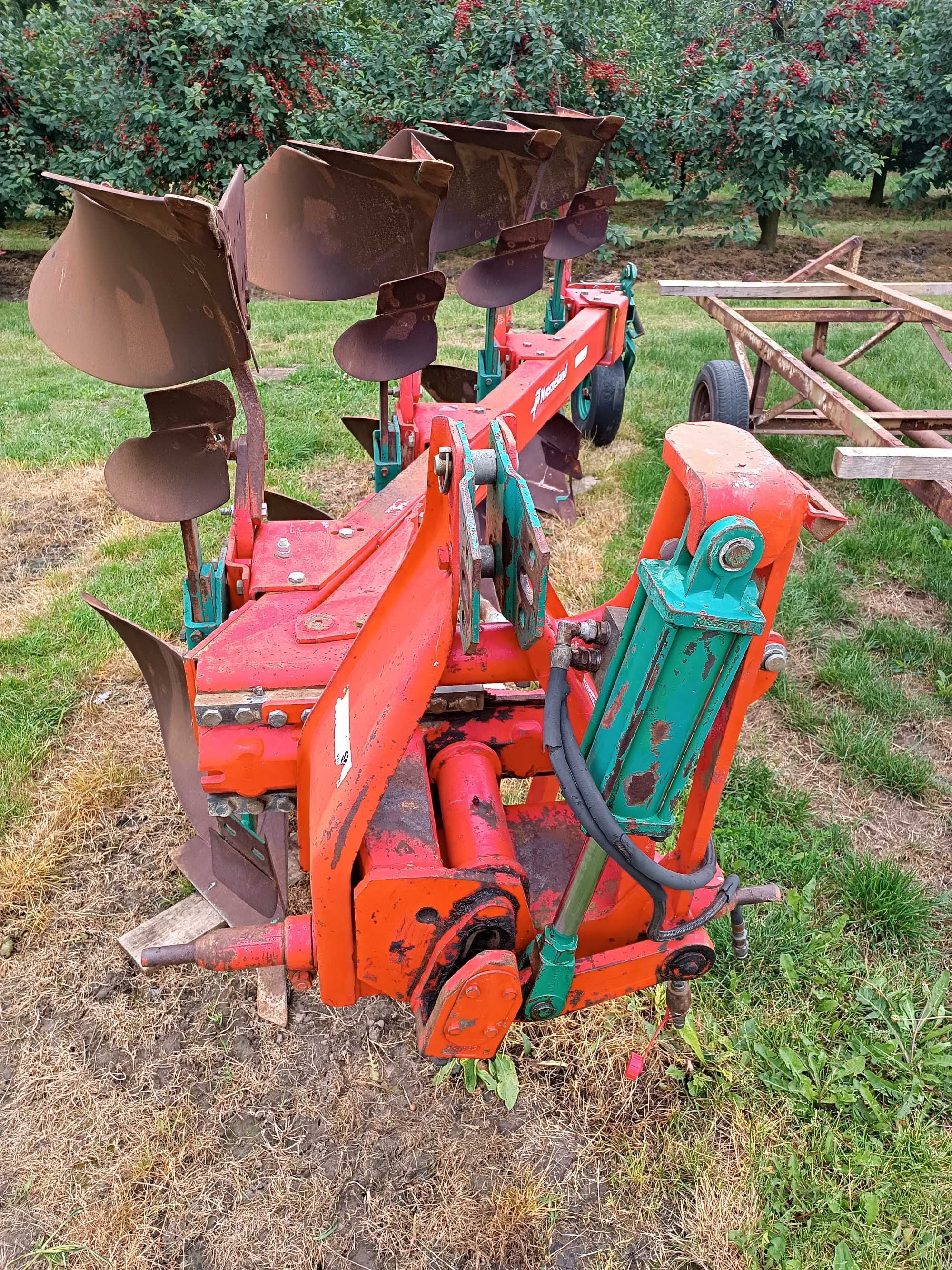 Pług 4 kverneland LD Lemken 3 skiby LD 85