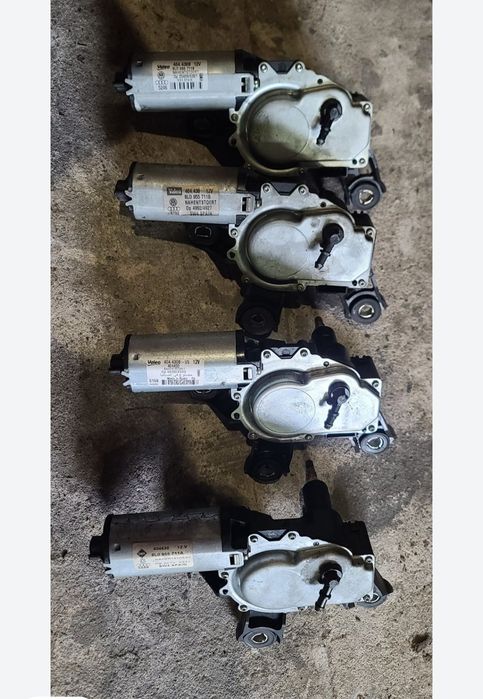 Моторчик заднього дворніка ауді ауди а6 с5 с6 с6