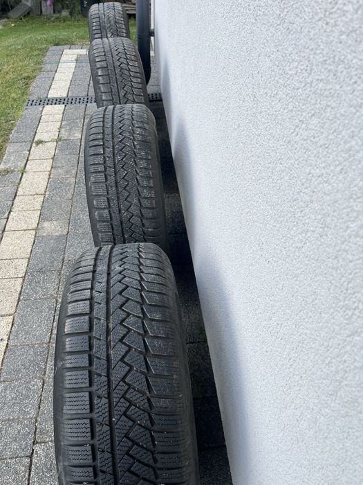 Opony zimowe 205/60 R16 Continental komplet z felgami