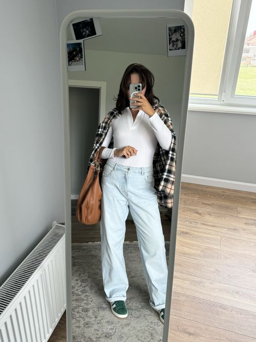 Світлі блакитні джинси Reserved