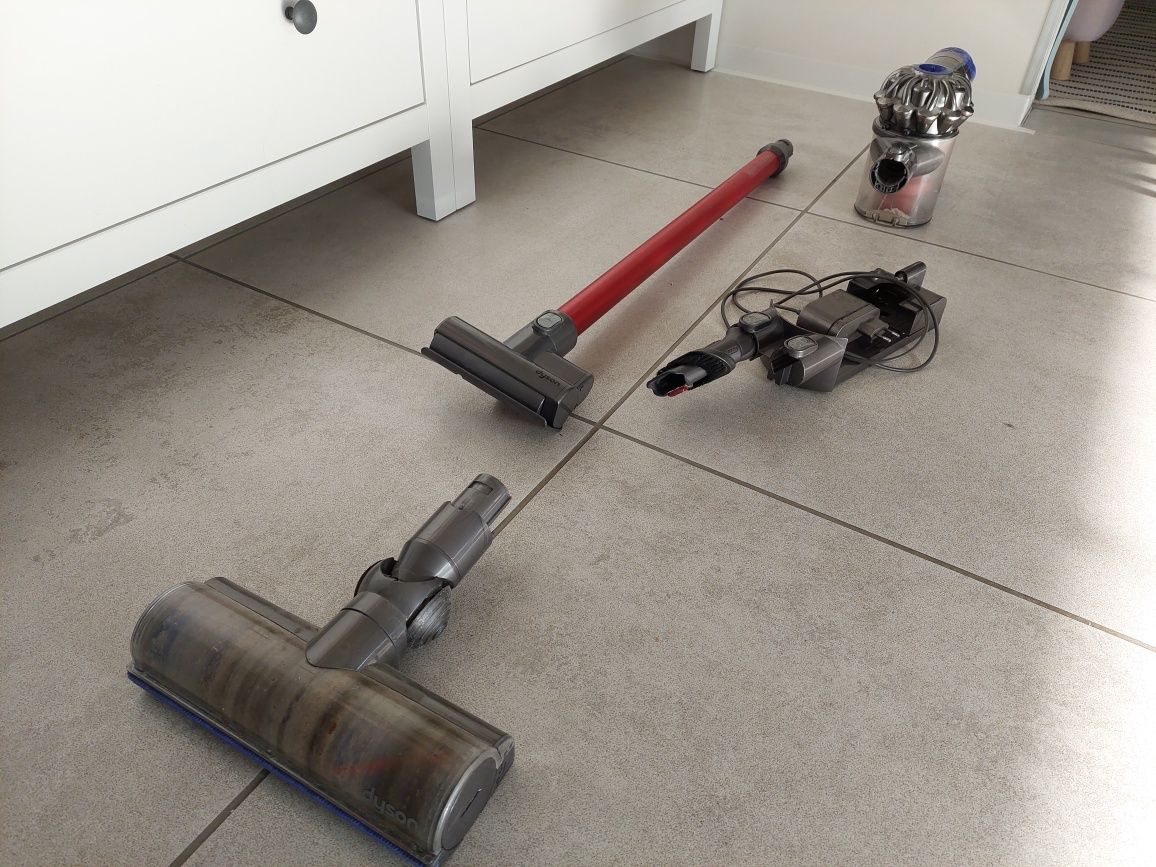 Dyson v6 absolute stan jak na zdjęciach-