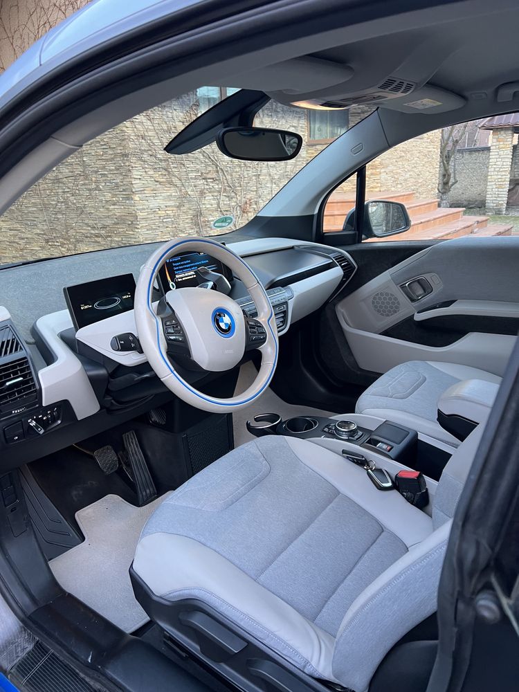 Продам BMW I3 2014