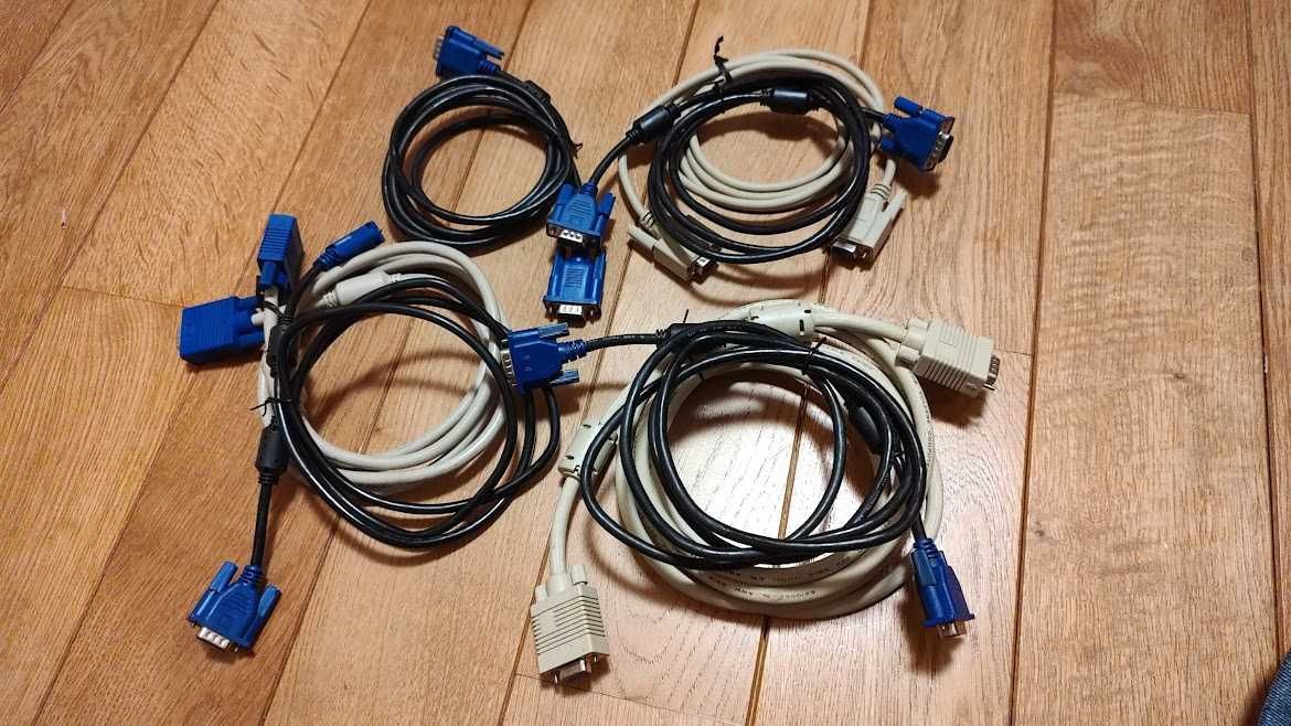 Kabel do monitora VGA SVGA D-SUB DE15 HD15 długość 1,5m 16pin 3x5