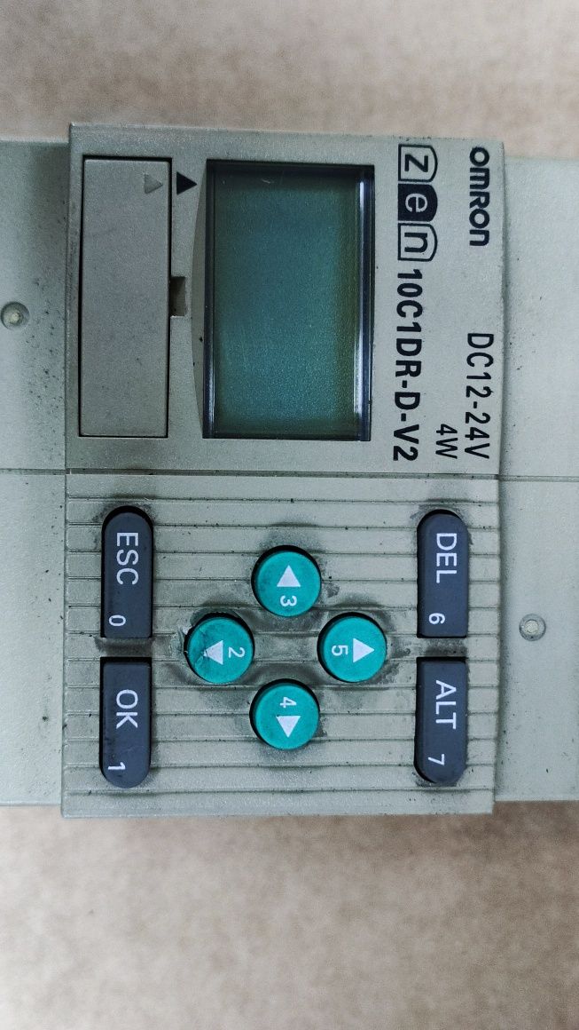 Omron controlador