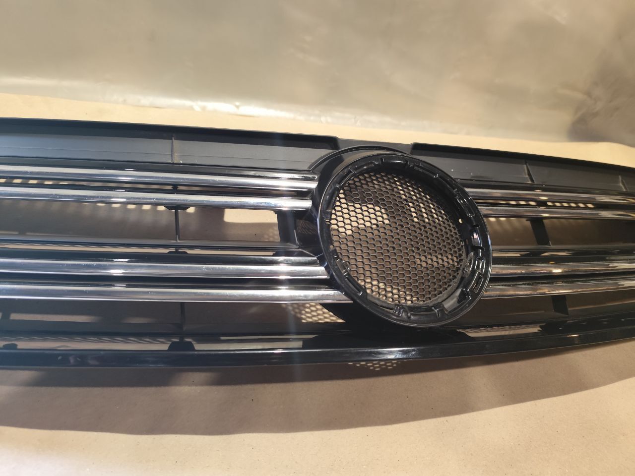 Передня решітка Volkswagen Tiguan 2013-2017p.