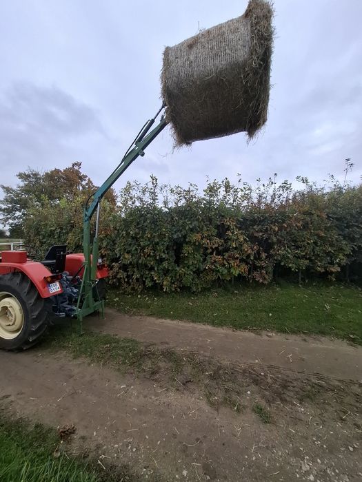 Ładowacz bel, balotów, 2 sekcyjny, nie czołowy.