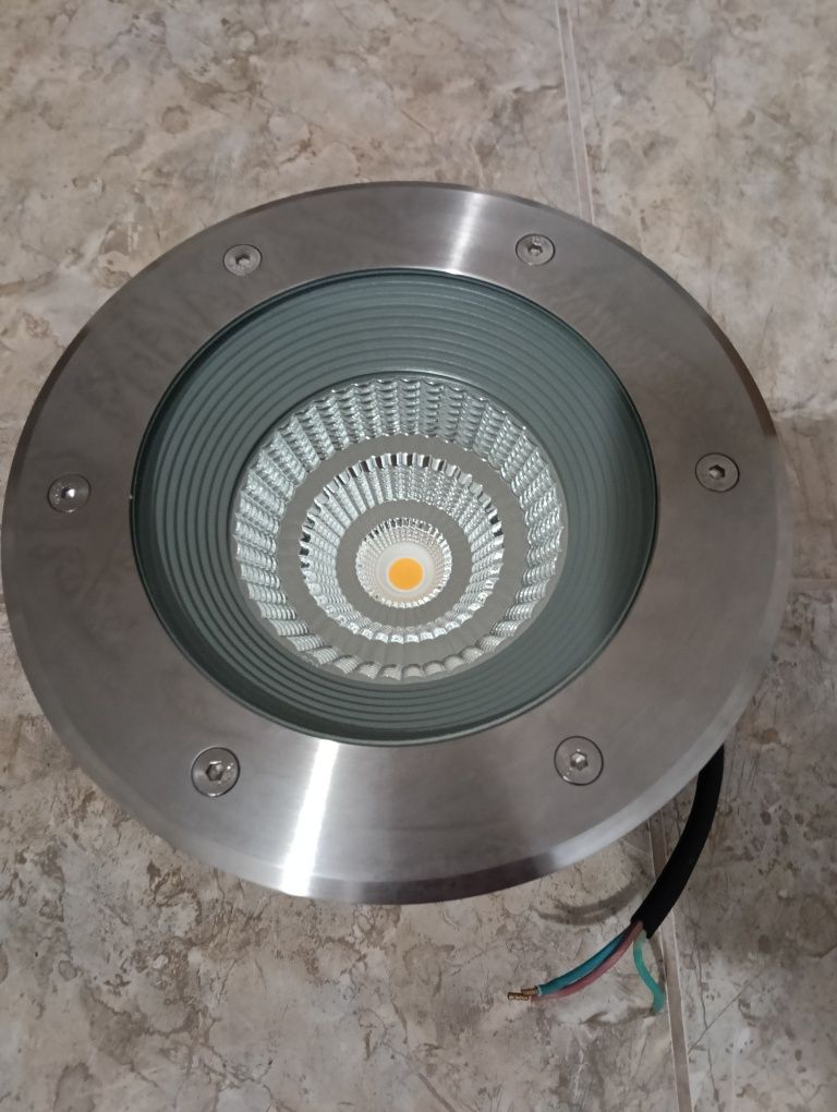 Projetor  É difícil fornecer o preço exato do produto "FLUIDAY Lumilek