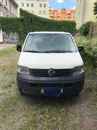 Продам Volkswagen T-5 в хорошем состоянии.