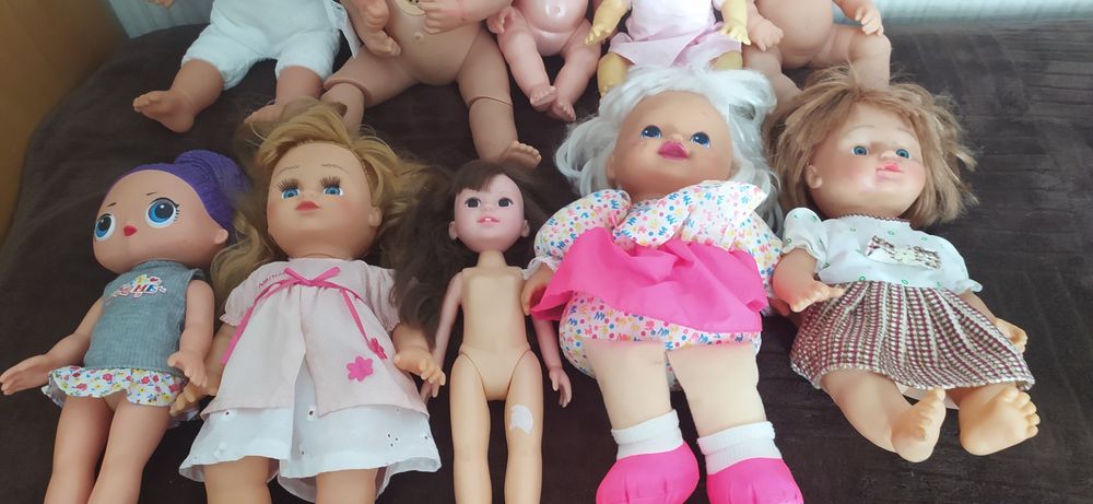 Дитячі ляльки і пупси