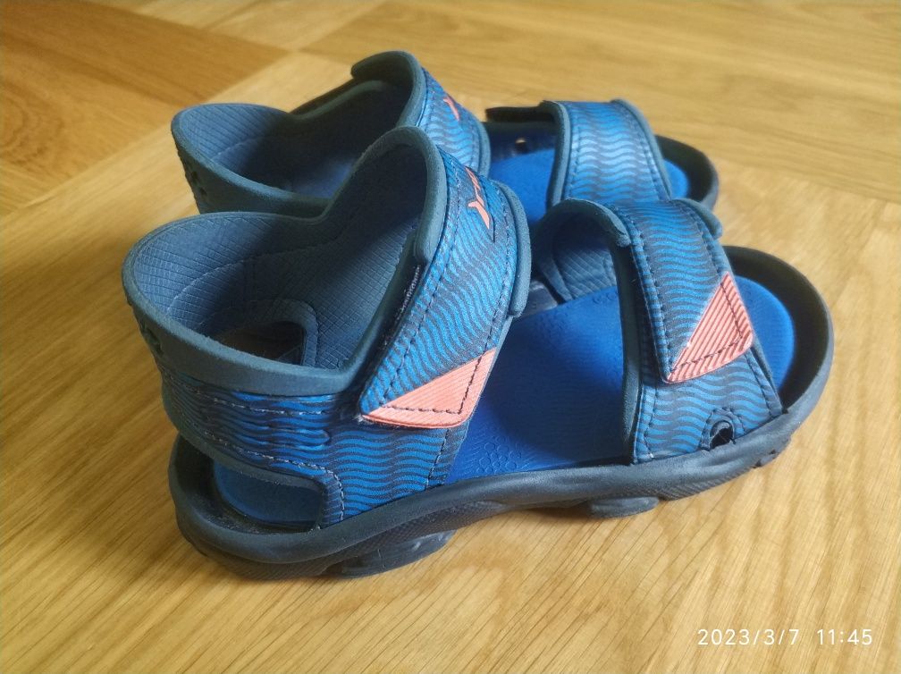 Gumowe sandały z pianki Rider na basen 25/26 niebieskie
