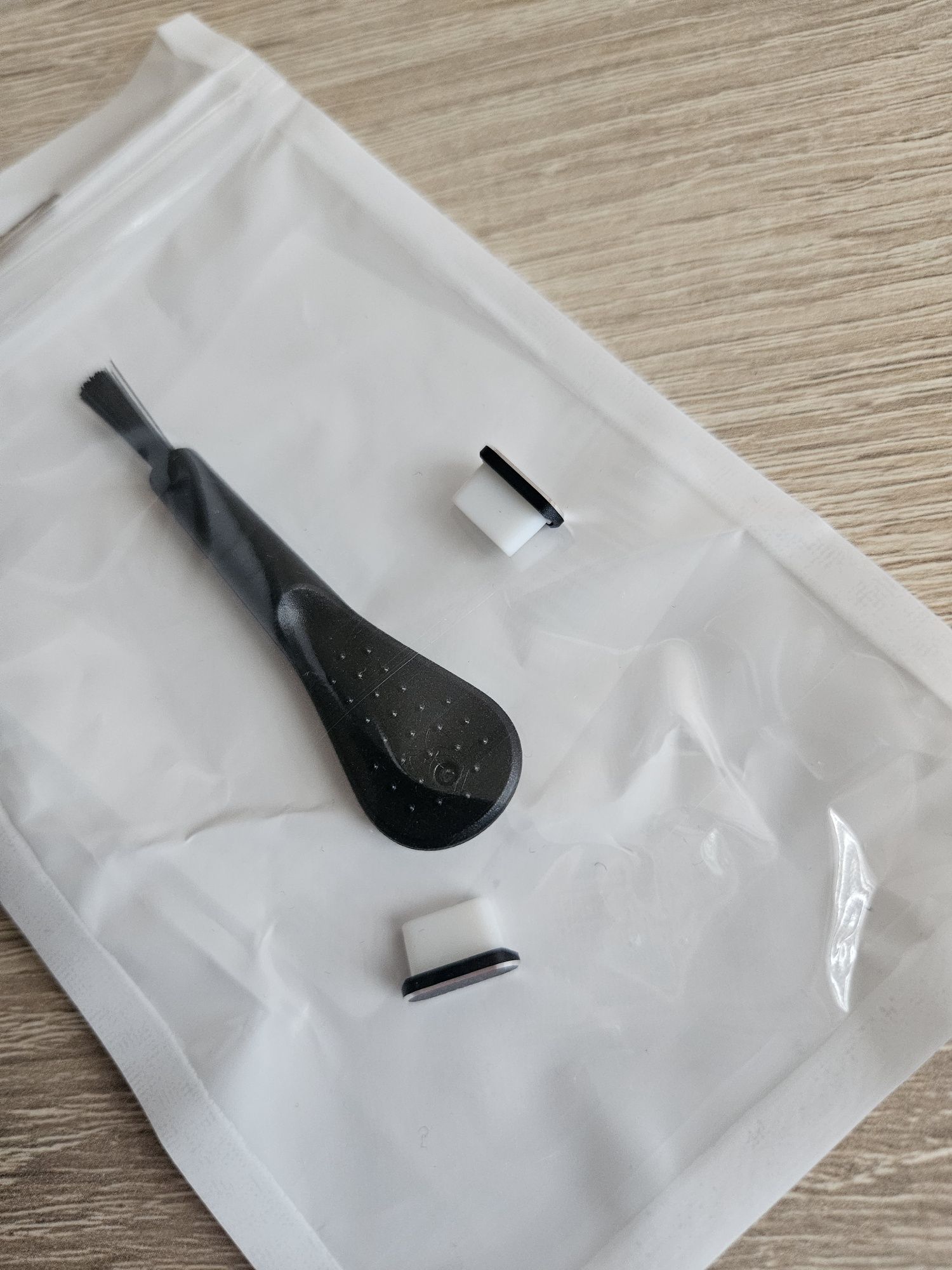 Zatyczki do telefonu do gniazda USB-C !