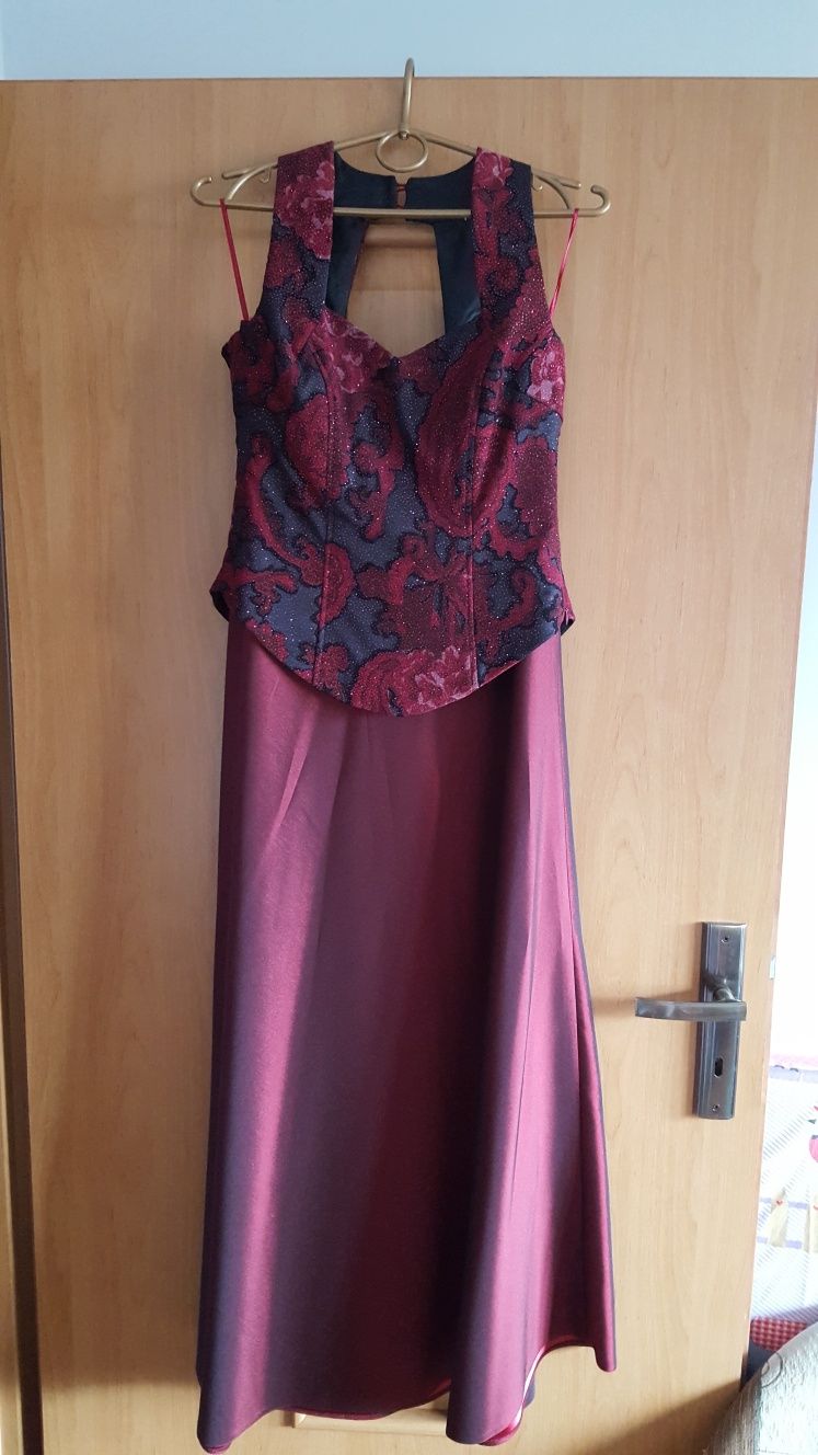 Komplet - sukienka - gorset i spódnica w kolorze bordowym - rozmiar 36