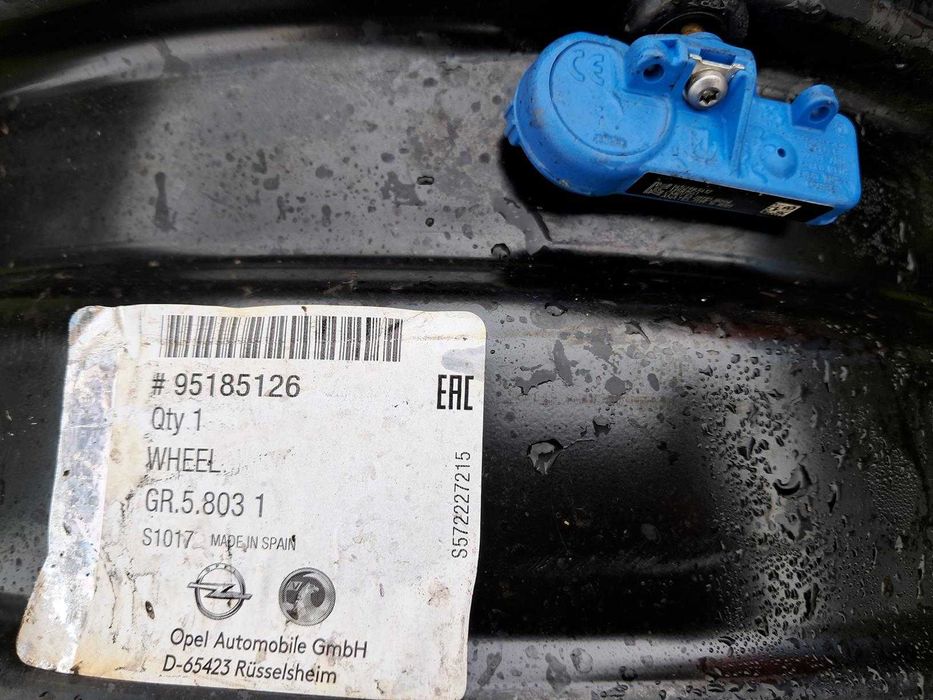 Felgi 15 OPEL 4x100 CORSA D E Strukturalne stalowe czujniki kołpaki