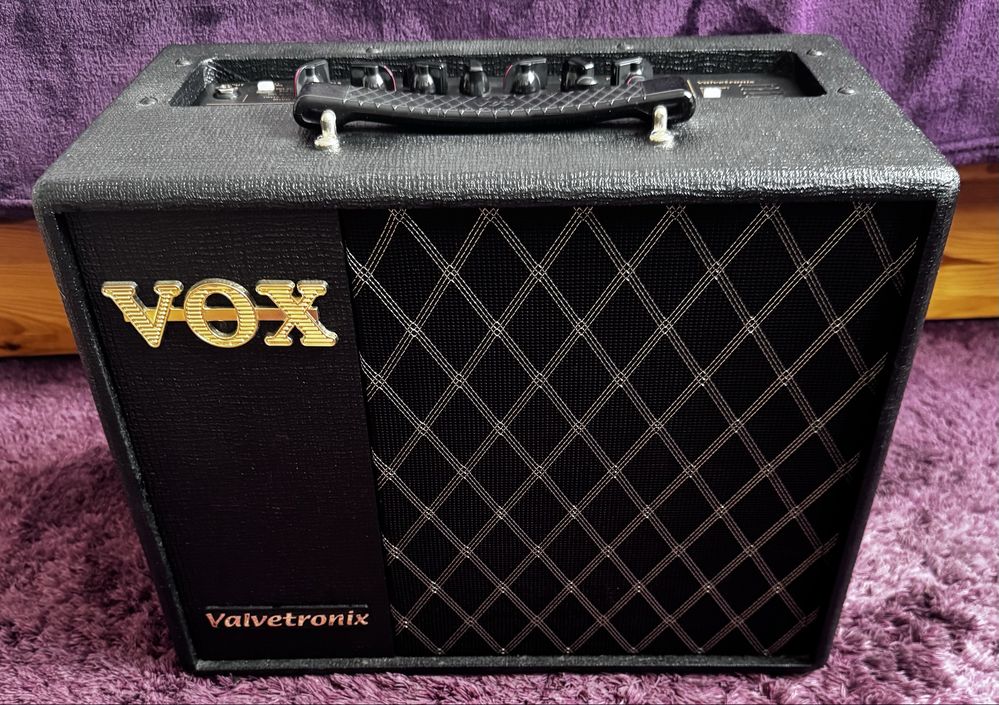 Wzmacniacz combo gitarowe VOX Valvetronix VT20X STAN IDEALNY