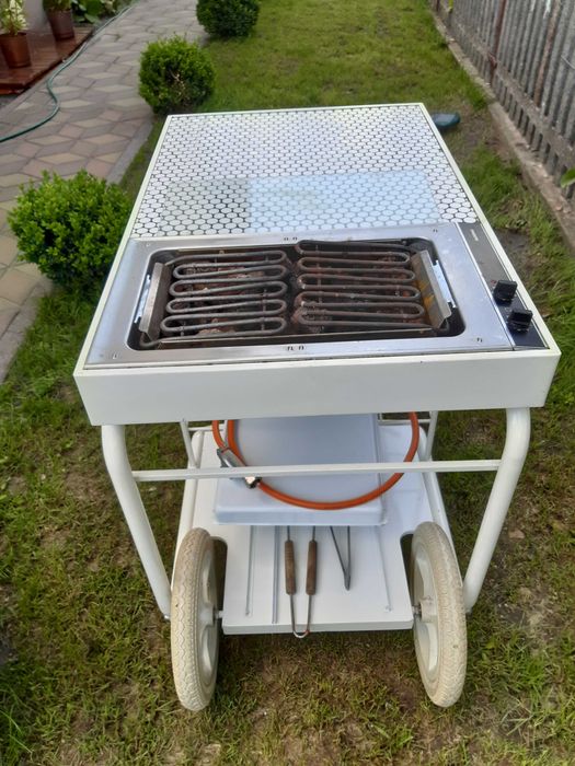 Grill Elektryczny   mobilny  z lat 70 Producent Gaggenau