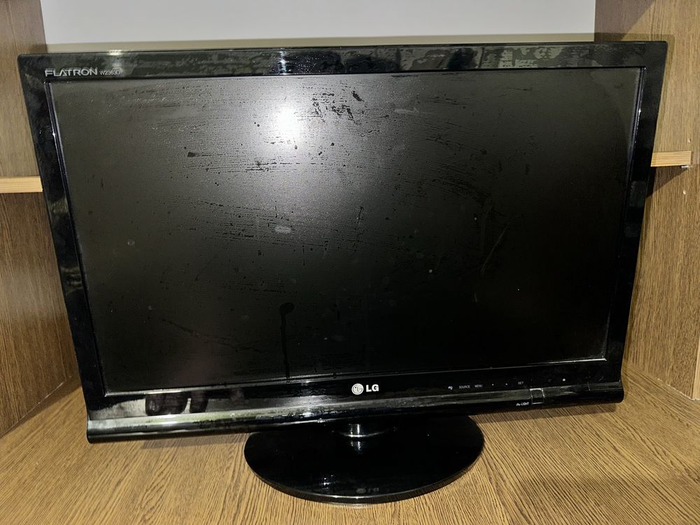 Монитор 23" LG Electronics W2363D-PF Glossy Black