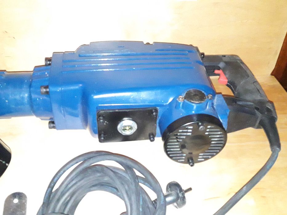 DEDRA Młot wyburzeniowy 1600W DED7848