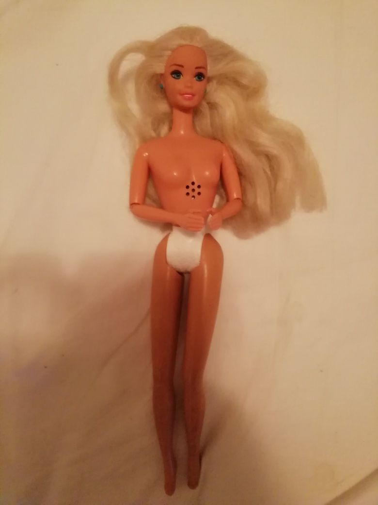 Bonecas tipo Barbies