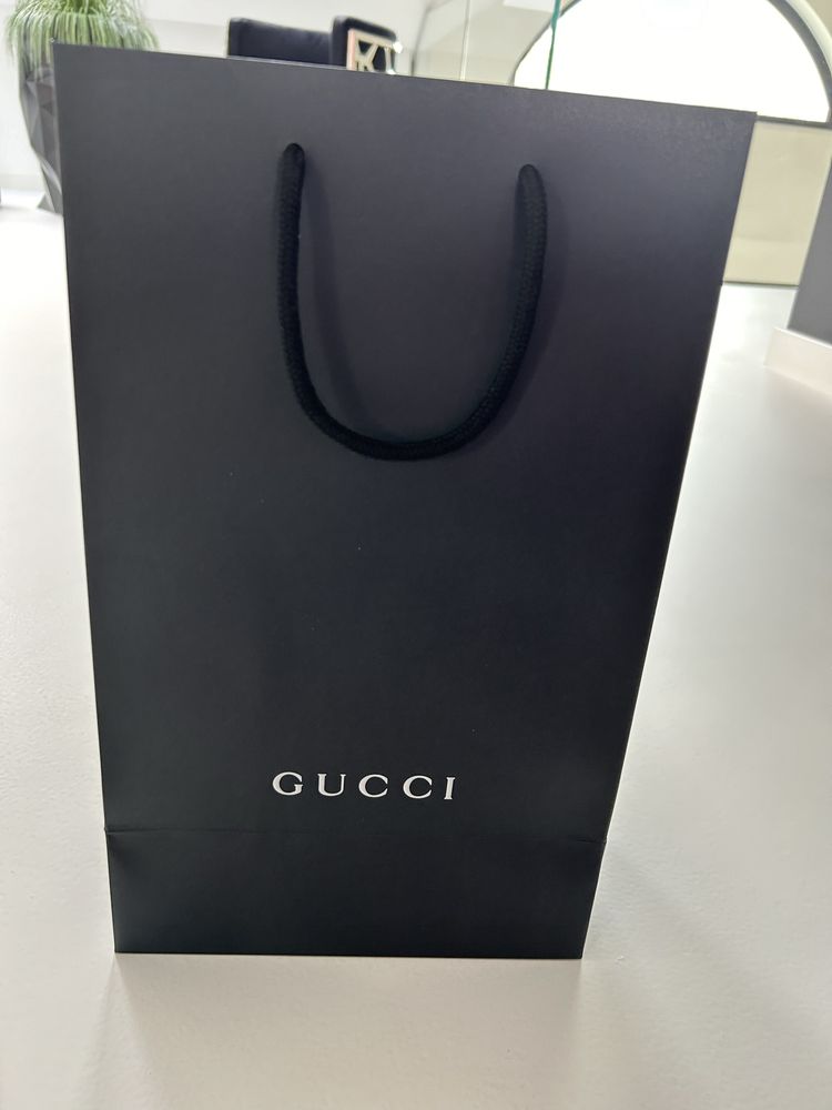 Gucci czarna torebka papierowa 23x38x13,8cm