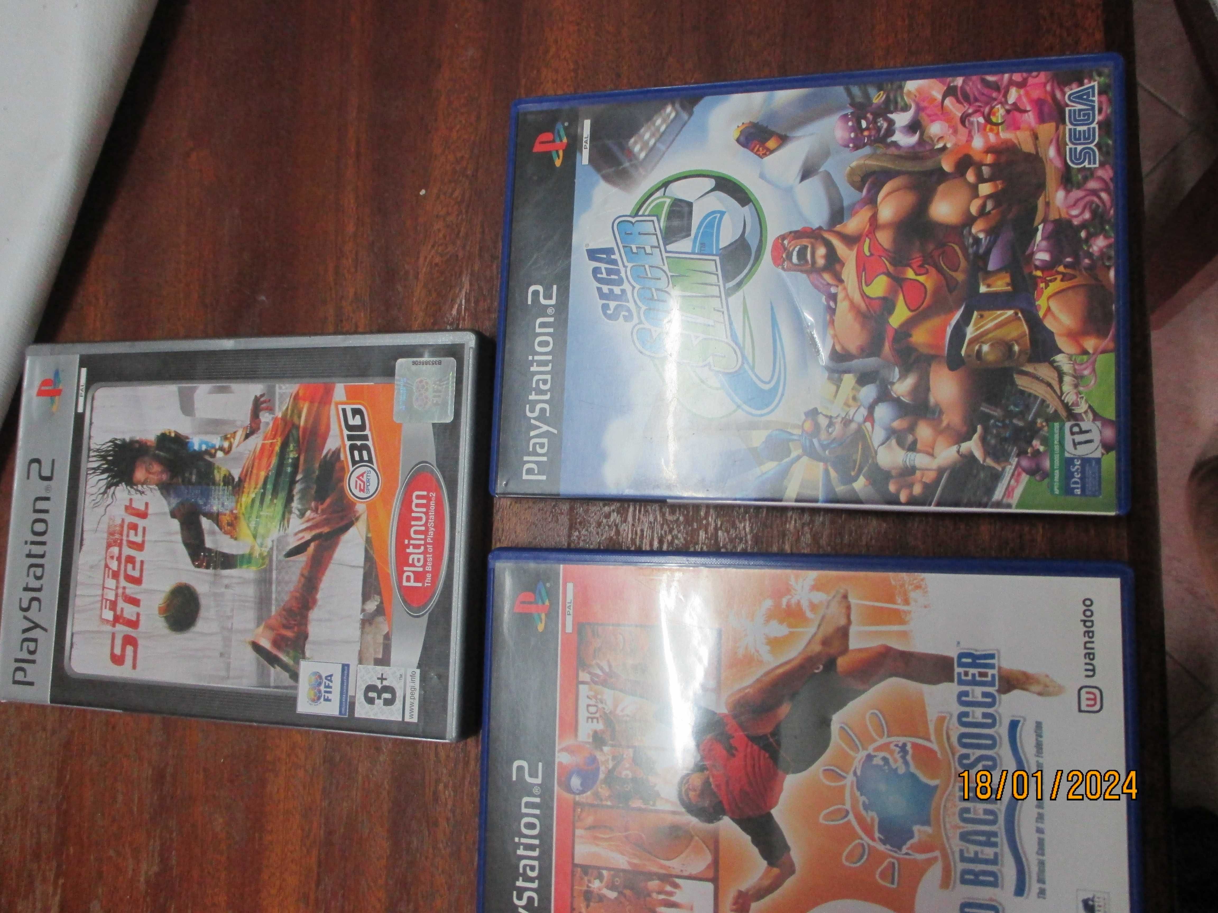 3 jogos  Playstation 2-Pro beach soccer,Sega soccer slam e FIFA street