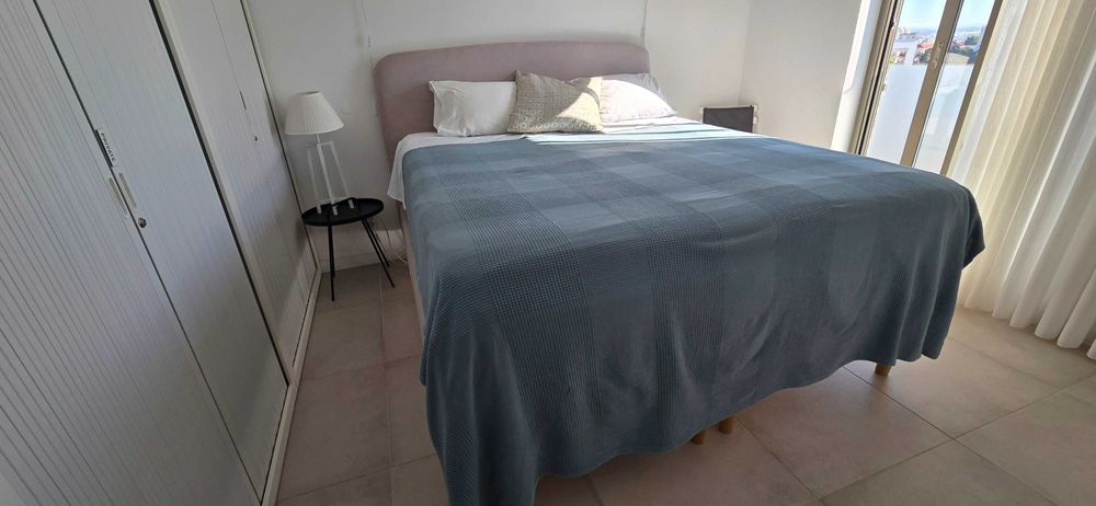 Quarto hóspedes 180x200 pouco uso, Super  King Size Oportunidade  Ikea
