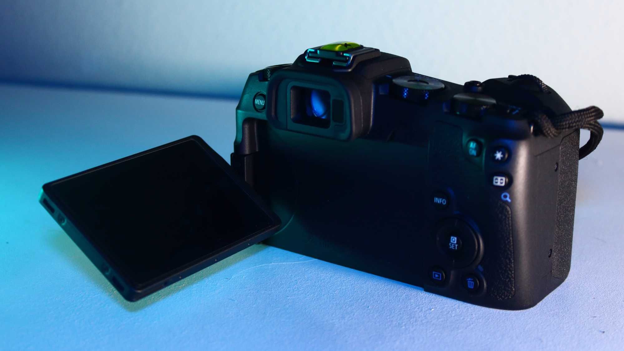 Máquina Fotográfica Canon EOS RP Como nova