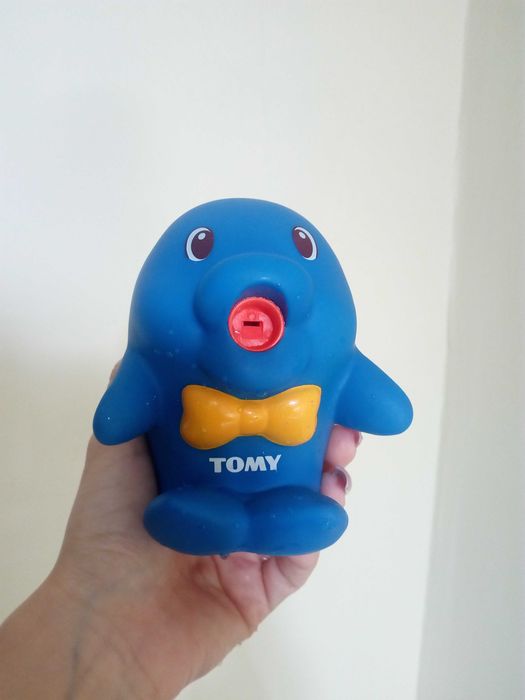 Кит-пищалка Tomy