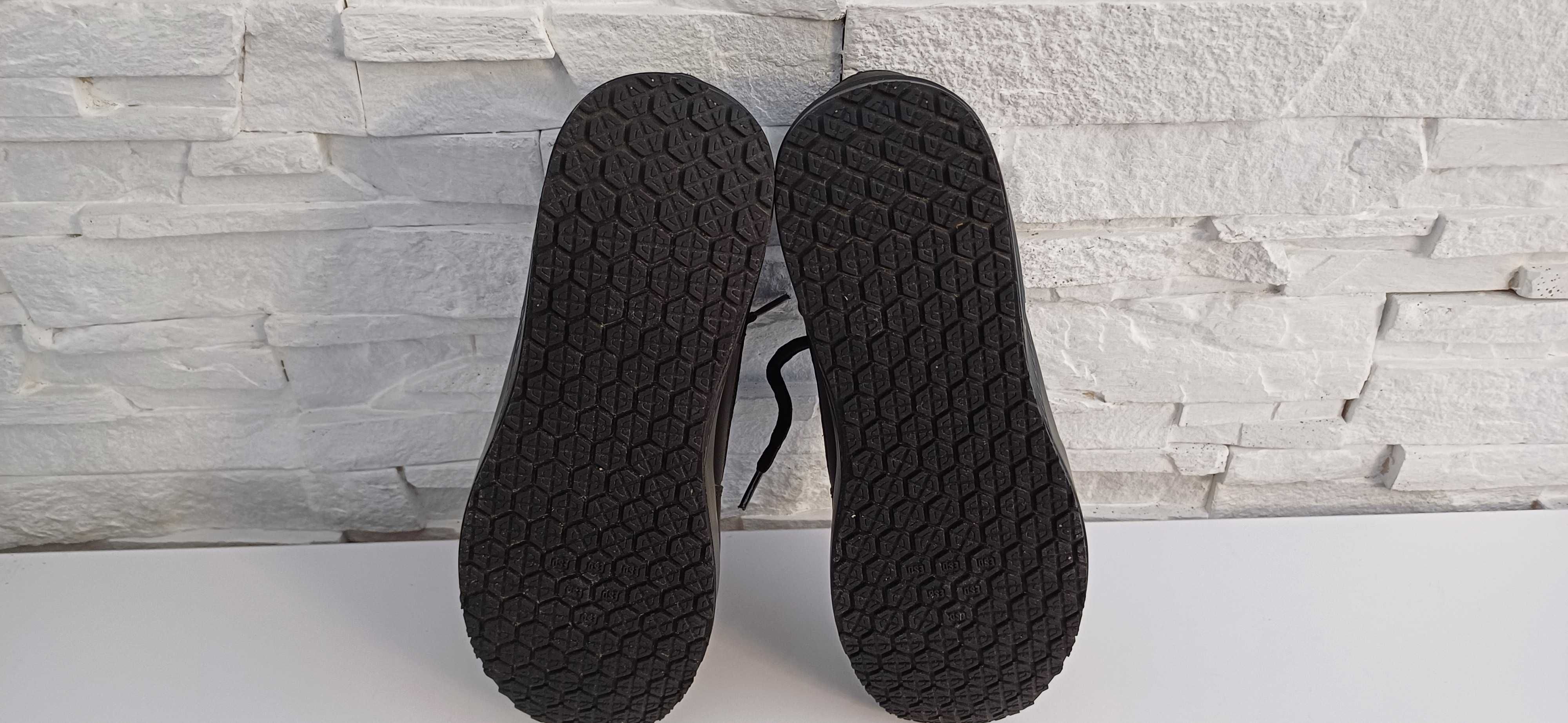 Buty SAFETY JOGGER WORKS roz.42 wkł.26,5 cm.