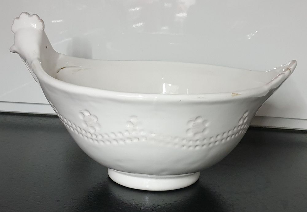 Misa biała kura stara