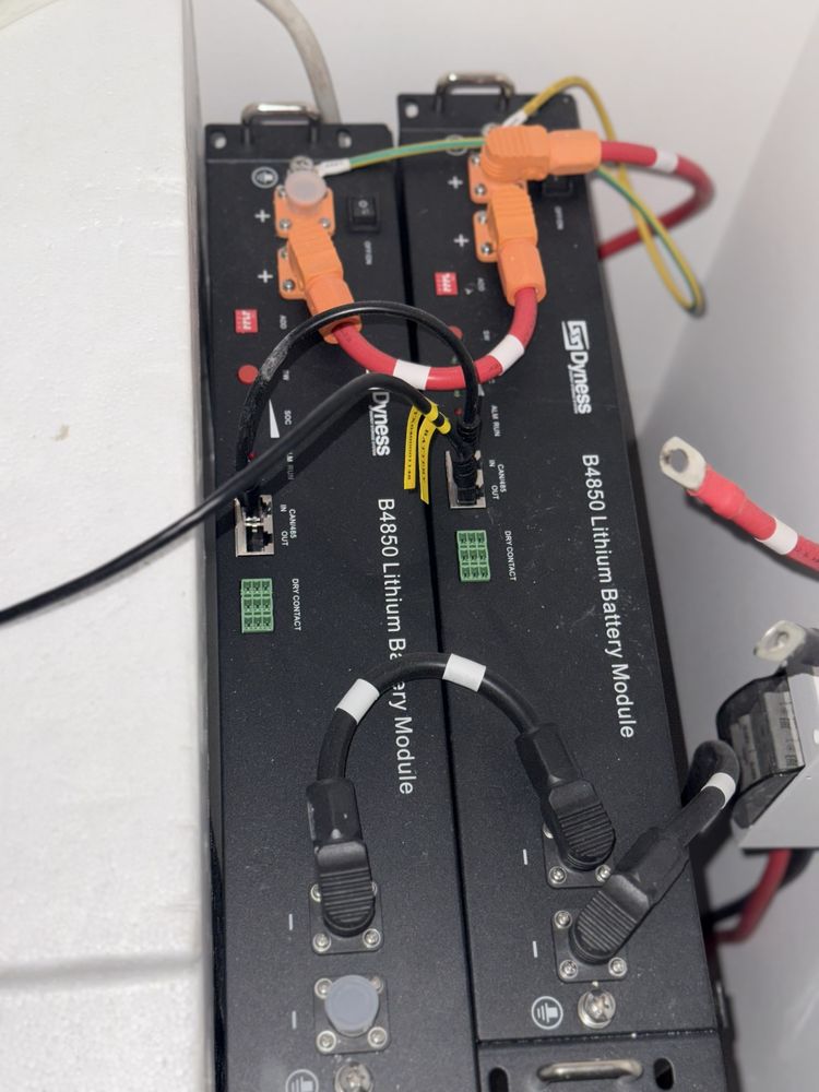 Гибридный инвертор 5,5 кВт и аккумулятор Lifepo4 B4850 48V 100Ah