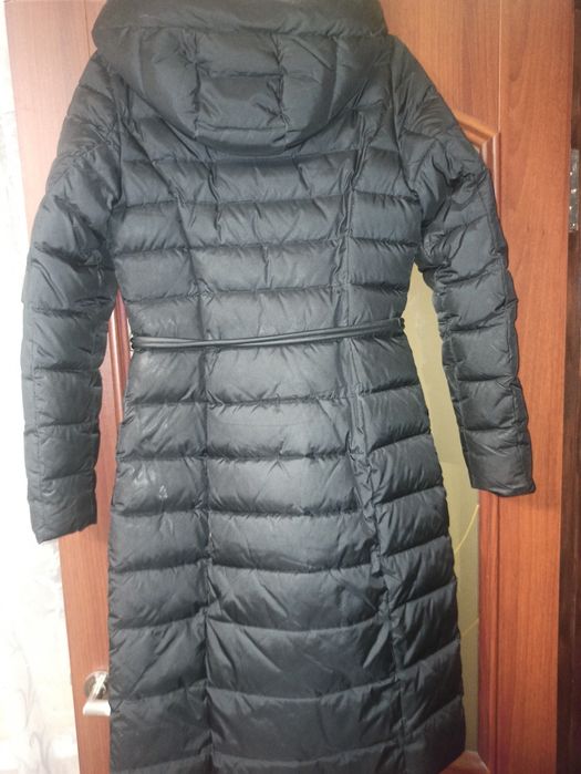Продам пуховик зимовий