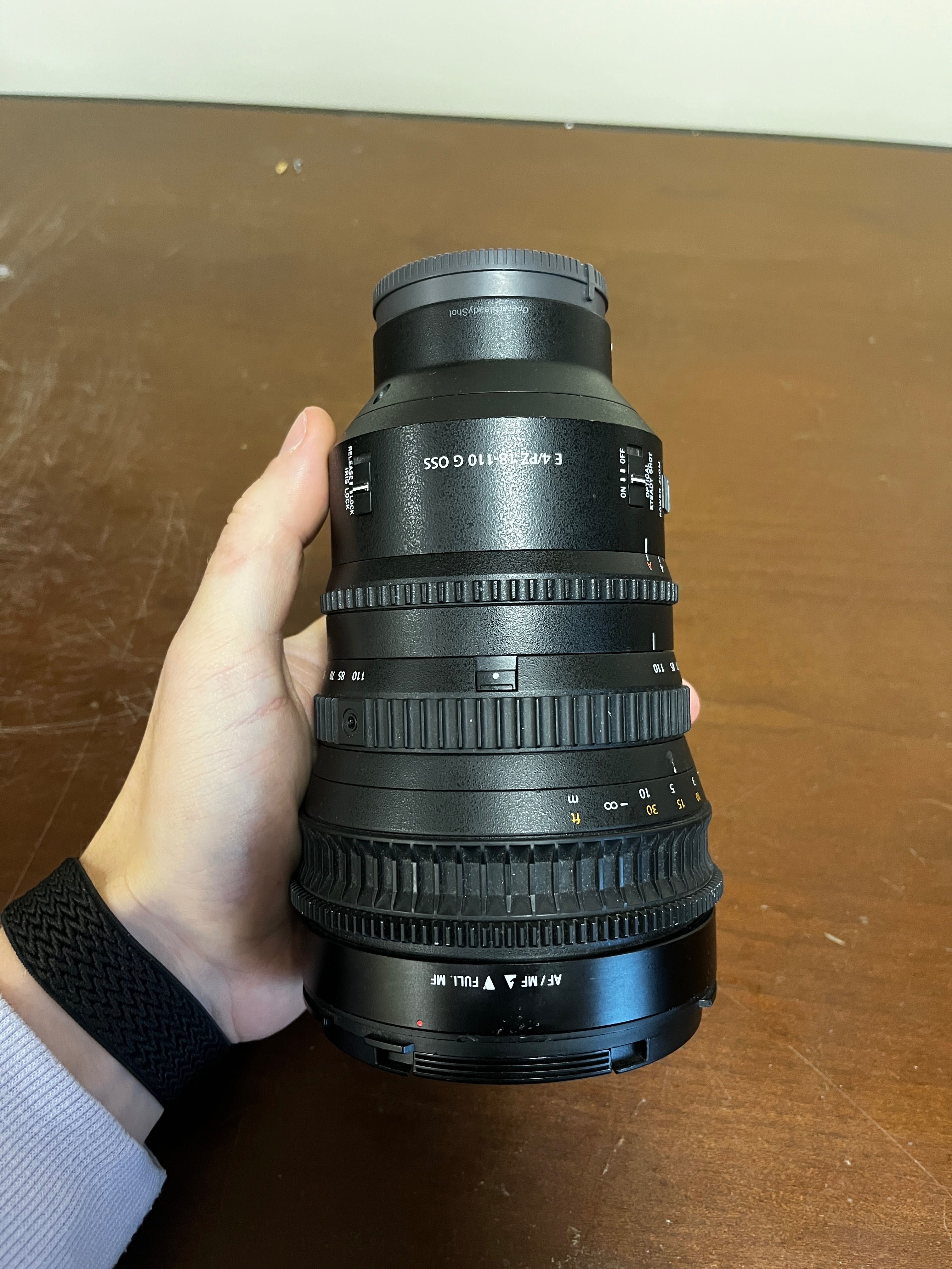 Obiektyw Sony E PZ 18–110 mm F4 G OSS | SELP18110G