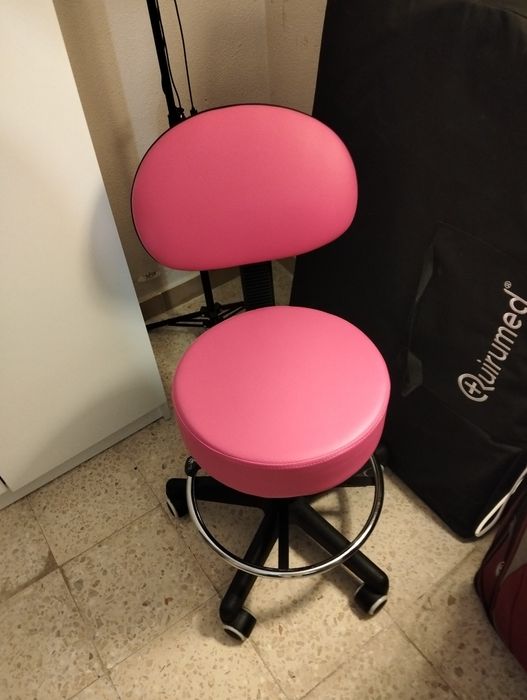 Marquesa Portátil e cadeira com base cromada