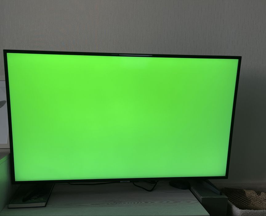 Телевізор Samsung UE43NU7090 Smart TV