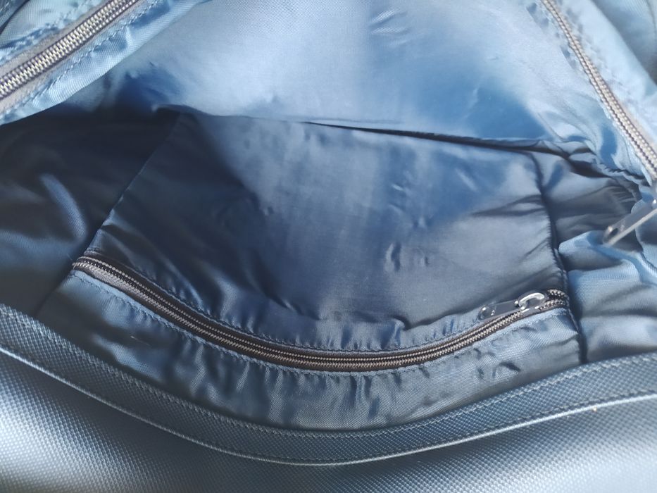 Mala de senhora Lacoste