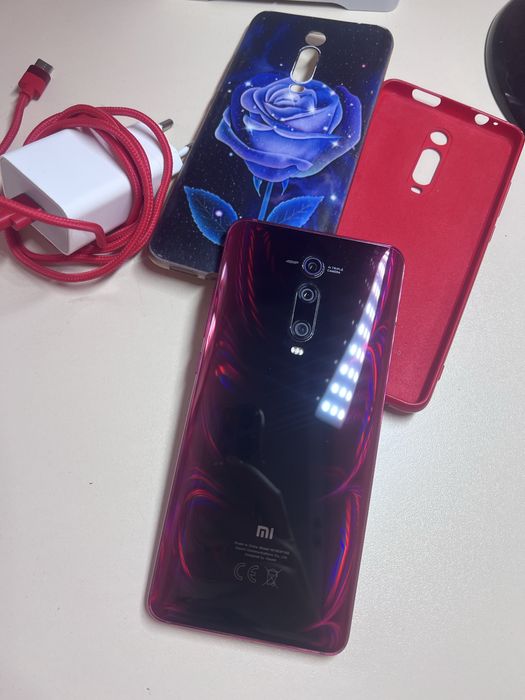 Телефон Xiaomi MI 9T,128 Гб. ФЛАГМАН!