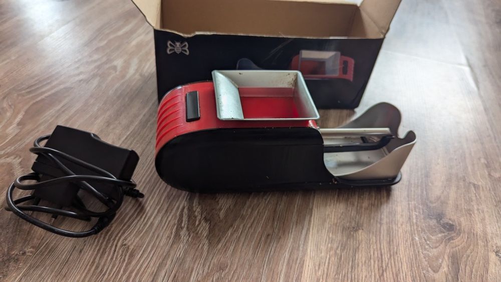 Sprzedam maszynę do napełniania tytoniu papierosem