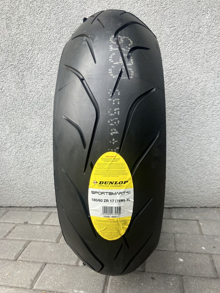 180/60ZR17 Dunlop SPORTSMART MK3 75W TL Aprilia Tuono Ducati Panigale